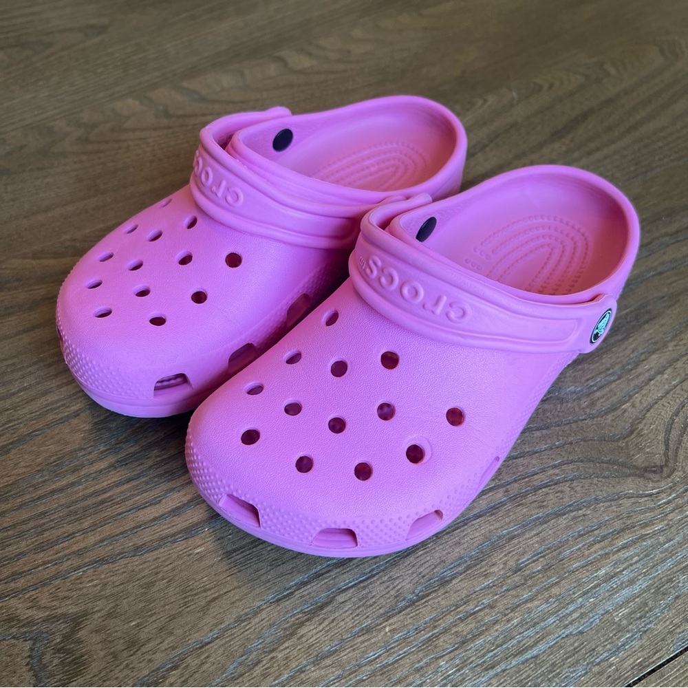 Kids Pink Crocs 2 🩷